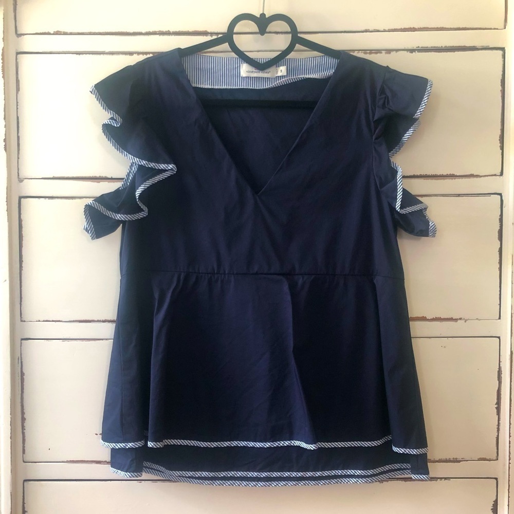 Vineyard Vines Navy Ruffle Peplum Top | Size M | Seersucker Trim - Picture 12 of 16